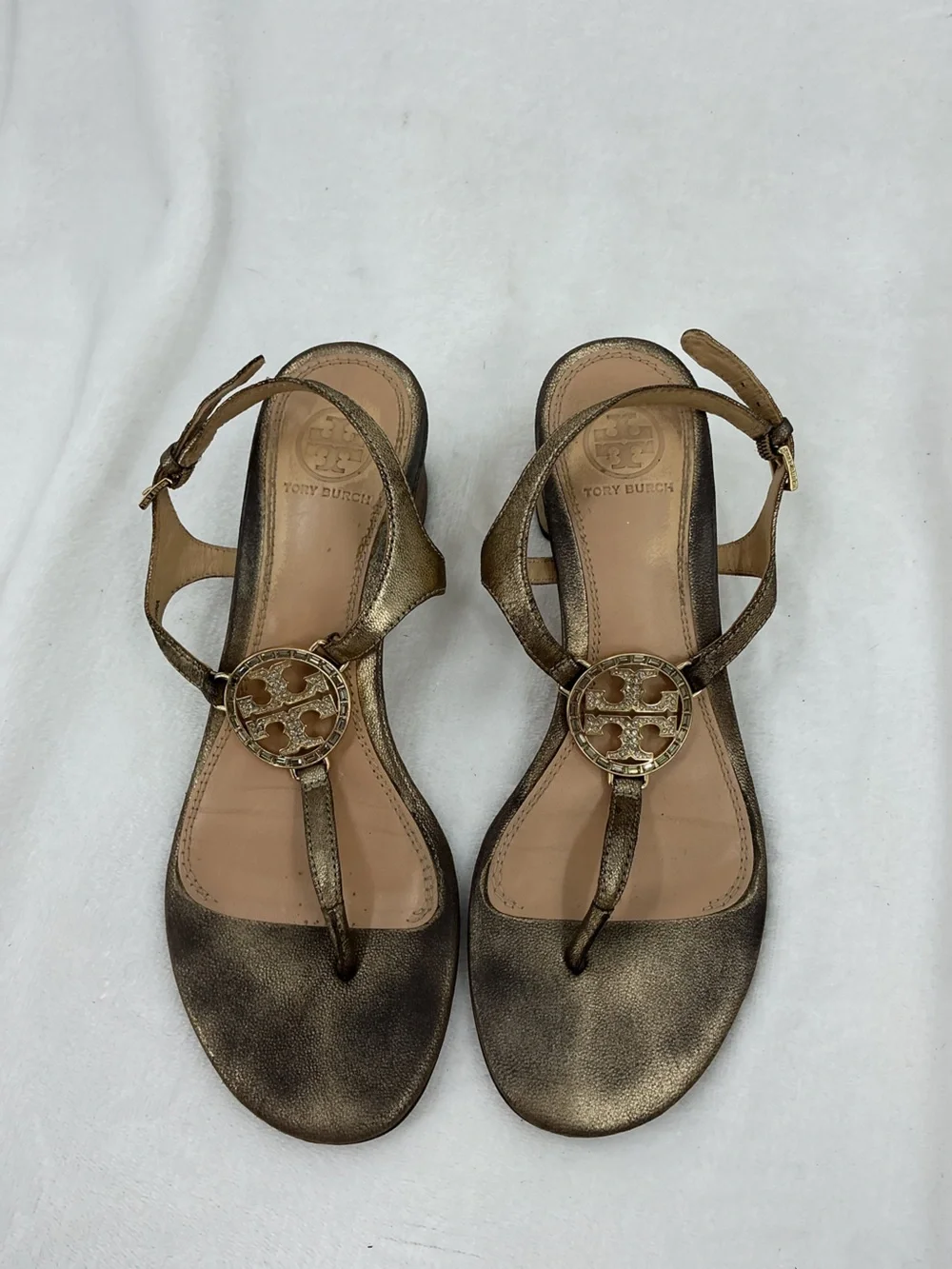 Tory Burch Metallic Bronze Logo T-Strap Sandals b57